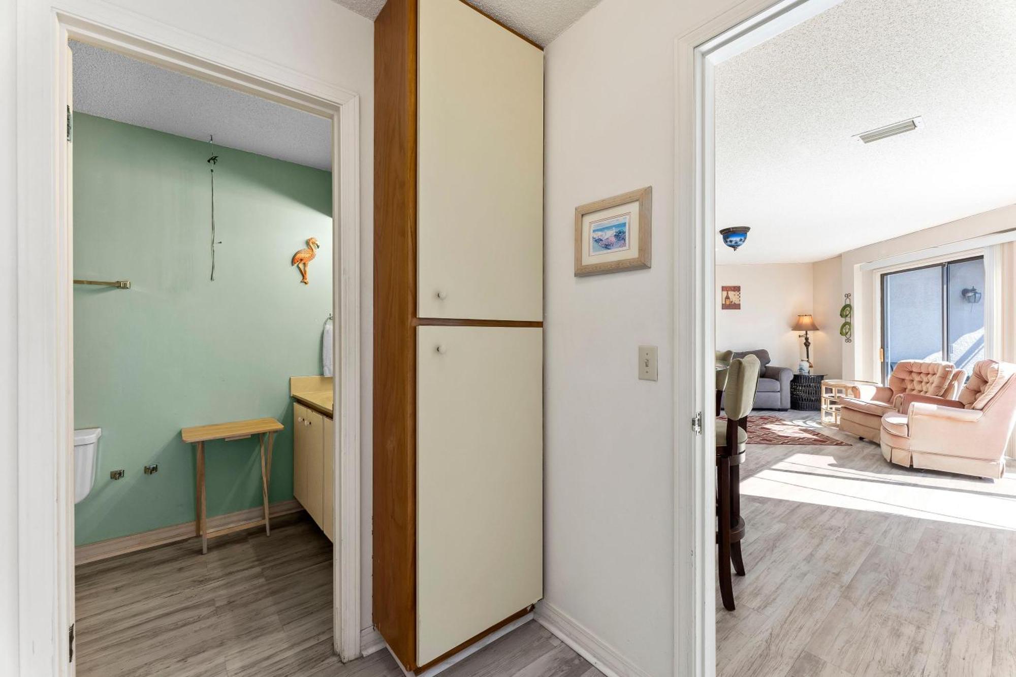 1302b St Thomas Square Apartment *
