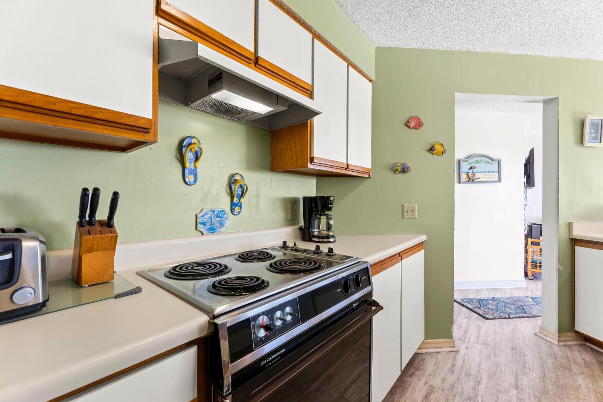 1302b St Thomas Square Panama City Beach